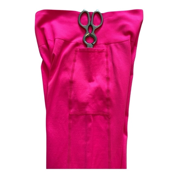 Victoria Secret PINK 'Cool & Comfy Leggings' - Neon Pink - Size Medium - Picture 3 of 11